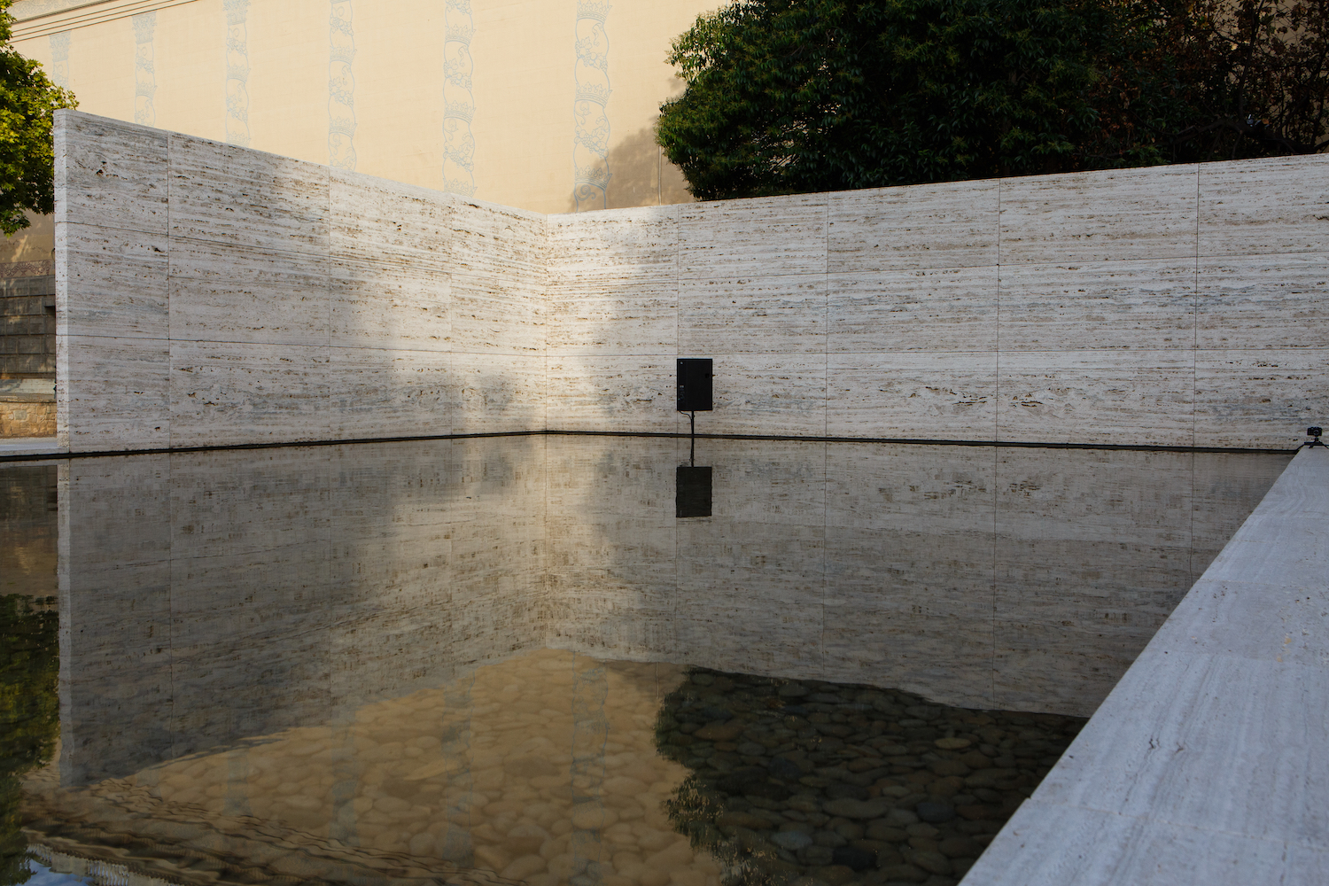 Katarzyna krakowiak it begins with one word. choose your own mies van der rohe pavilion barcelona 2020 photo anna mas.jpg