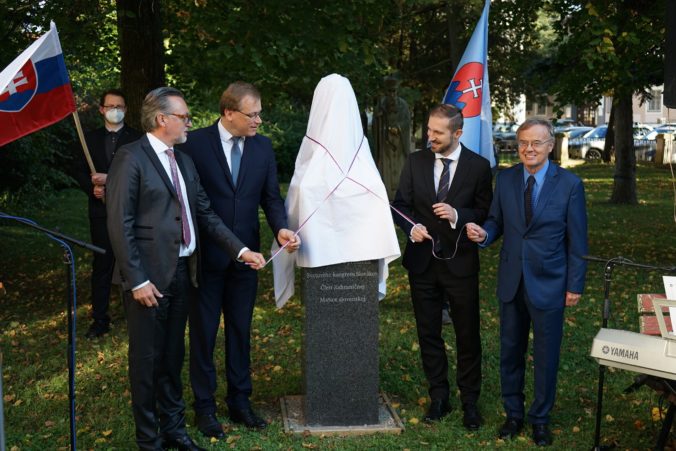 Busta, Štefan Boleslav Roman