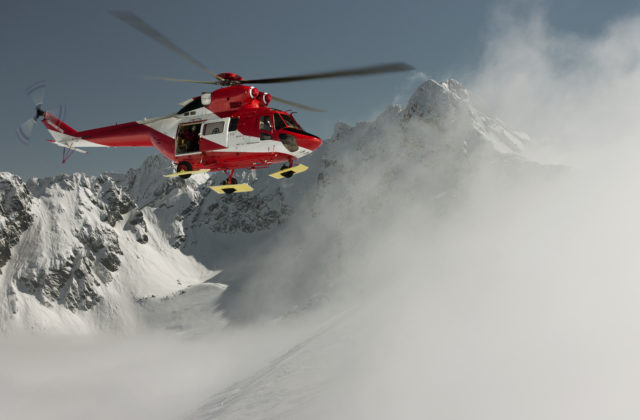 Horskí záchranári zasahovali po páde rozsiahlej lavíny v žľabe Patrie smerom do Mlynickej doliny