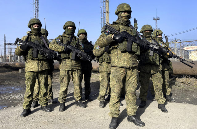 Rusko už neponúka väzňom odpustenie trestu, v armáde musia ostať do konca vojny na Ukrajine