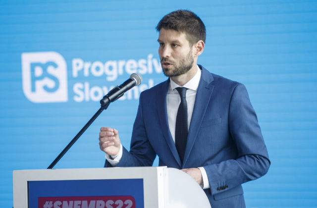 Progresívne Slovensko chce ozdraviť verejné financie, potrebný je aj prechod na zelenú ekonomiku (video)