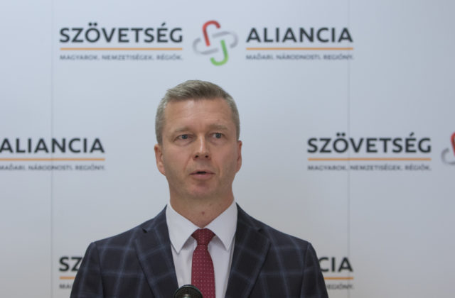 Strana Aliancia plánuje pred voľbami rozšíriť svoj názov o Maďarské fórum