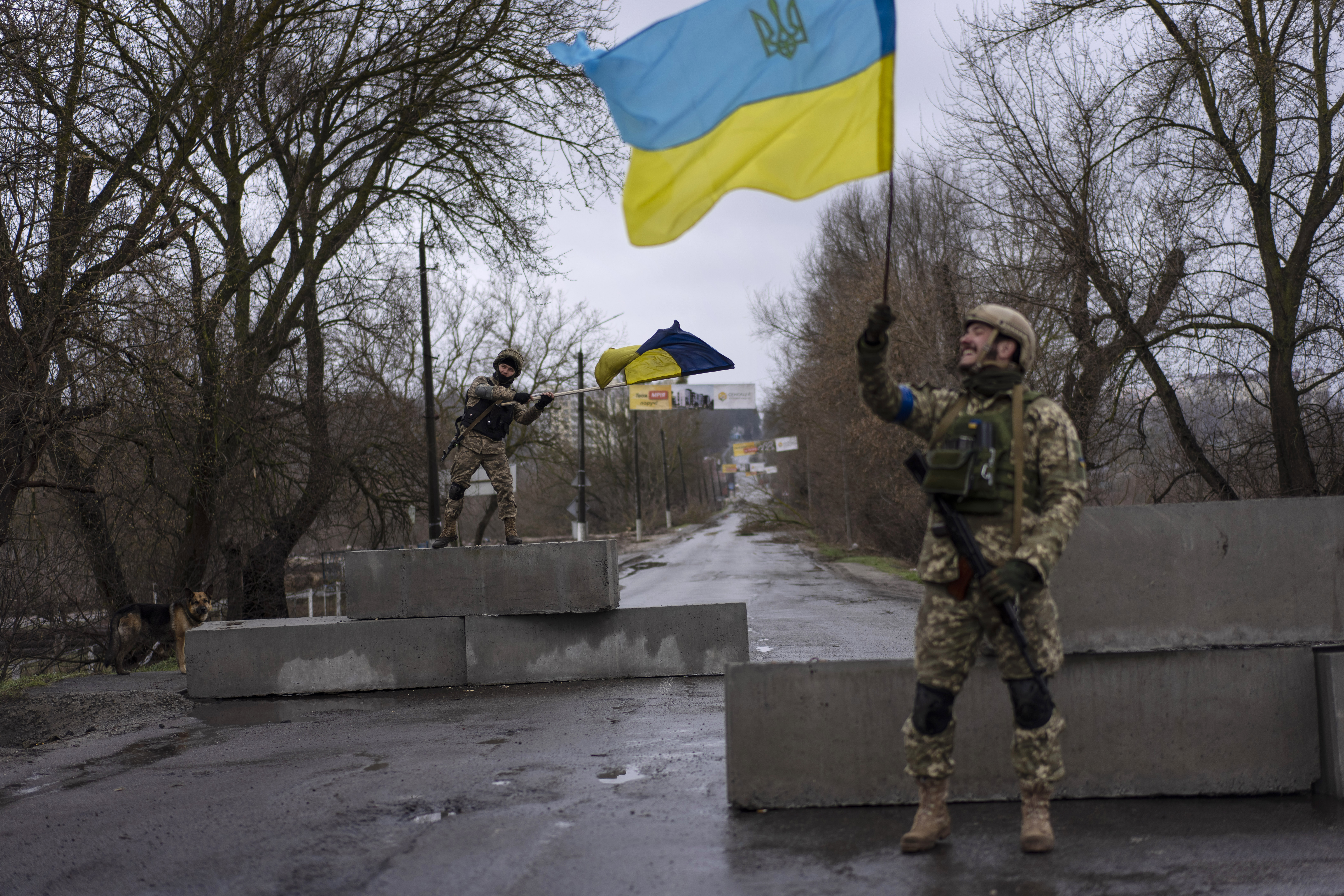 Situácia sa pre Kyjev vyvíja priaznivo, ruské sily by mohli pod tlakom „prasknúť“ a dať sa na ústup