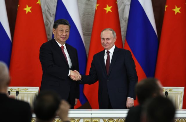 Putin plánuje cestu do Číny, témy sú obsiahle a potenciál má aj „konštruktívna interakcia“