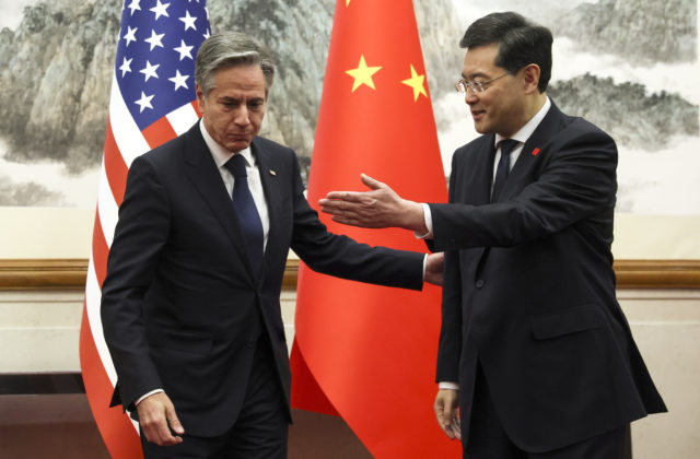 Blinken sa stretol aj so Si Ťin-pchingom, snaží sa stabilizovať čínsko-americké vzťahy