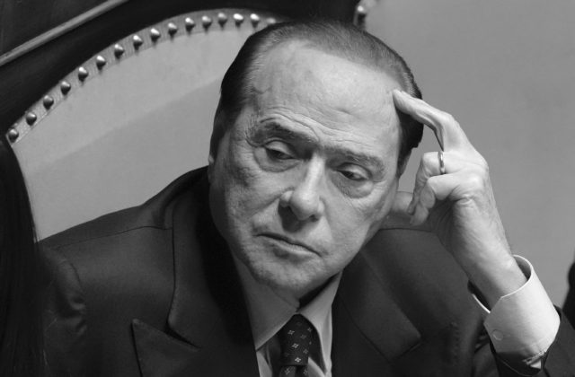 Zomrel taliansky expremiér Silvio Berlusconi, mal viacero zdravotných problémov
