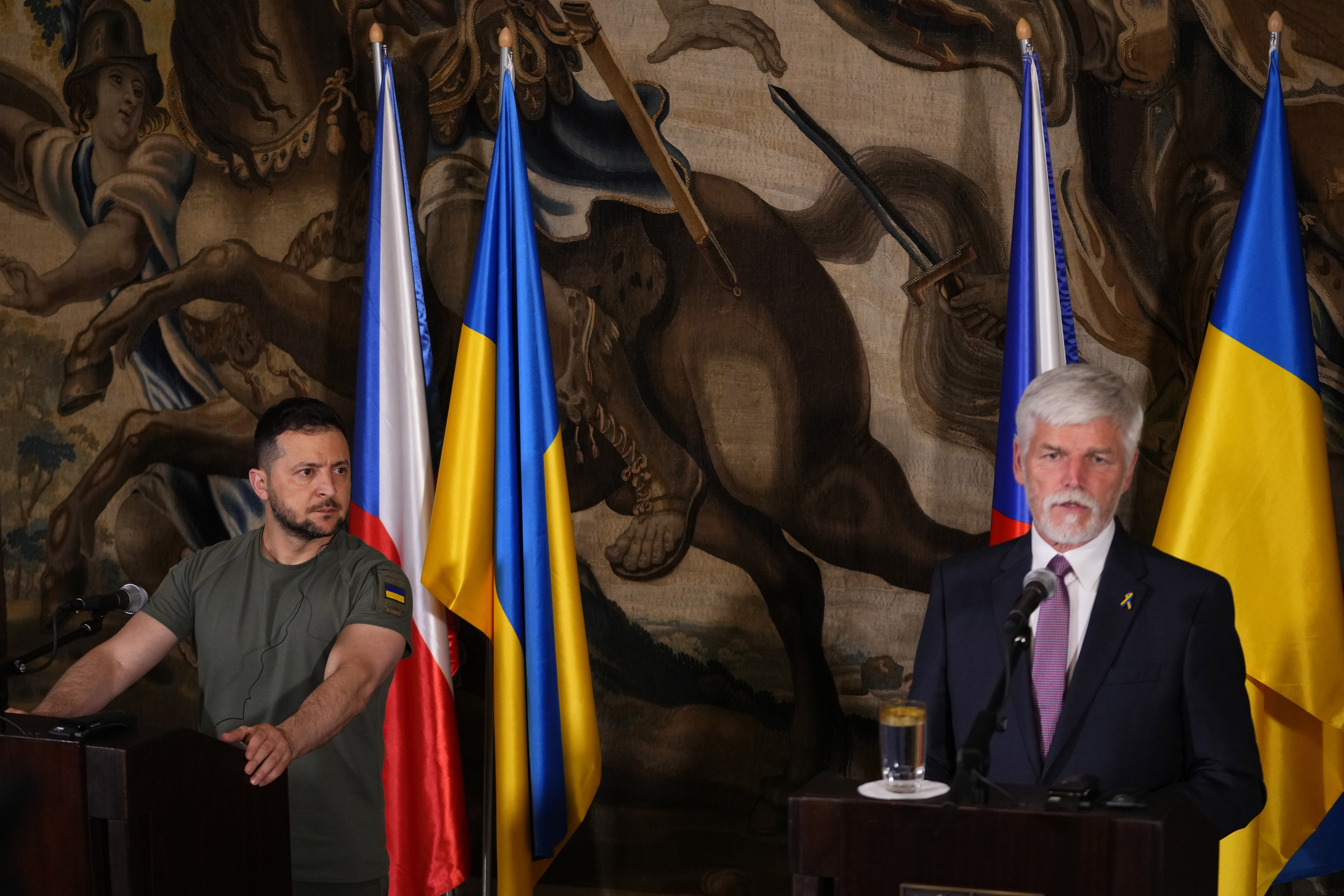 Zelenskyj na návšteve v Prahe ocenil, že Česko podporuje Ukrajinu a neobzerá sa na Moskvu (video+foto)