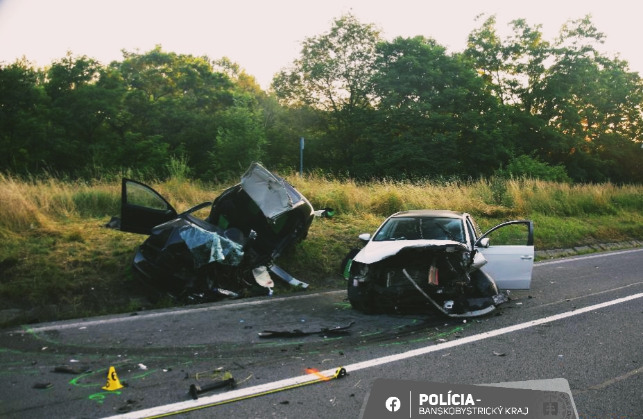 Nehoda, Podkriváň, VW Passat, Škoda Fabia