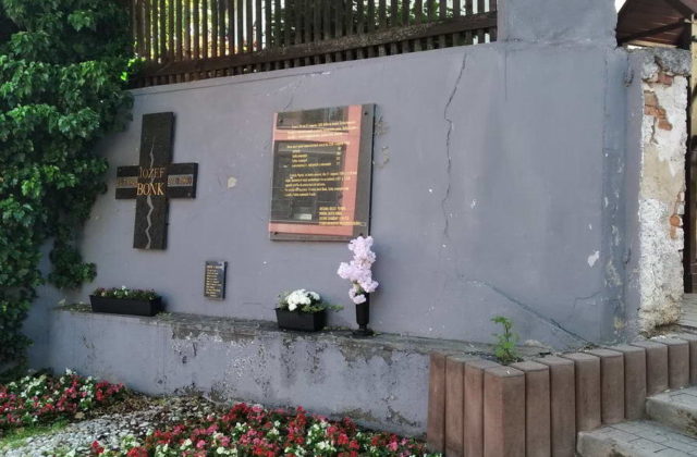 Pamätník obetiam okupácie 21. augusta 1968 je v havarijnom stave, hrozí mu poškodenie