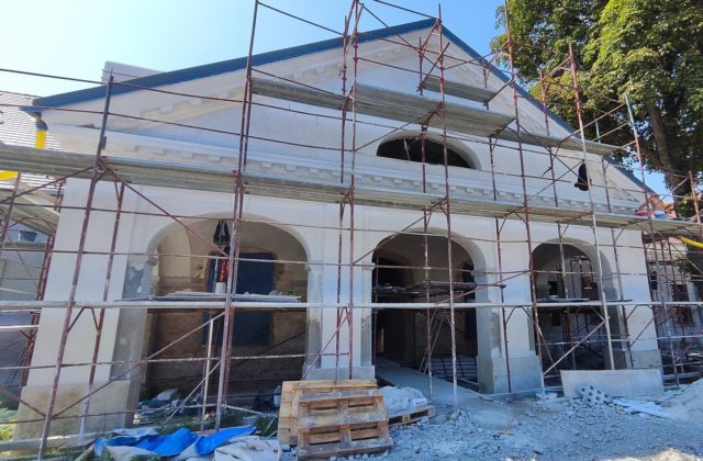 Rekonštrukcia kaštieľa v Čunove je v záverečnej fáze, schátraná budova sa mení na vzdelávacie centrum (foto)