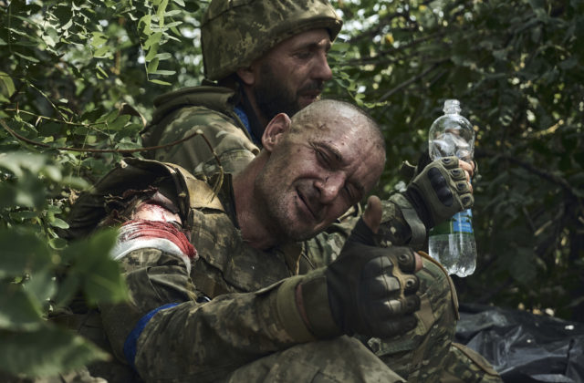 Ukrajinská protiofenzíva neustále napreduje, Rusko má v okupovaných častiach viac ako 200-tisíc vojakov