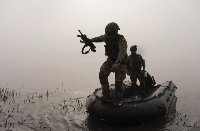 Ukrajinská podvratná skupina sa zmocnila 30-kilometrového úseku cesty pozdĺž ľavého brehu rieky Dneper