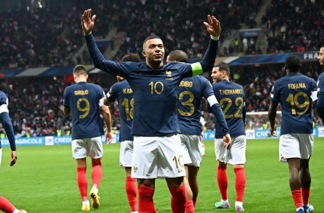 Francúzi sa nemaznali s výberom Gibraltáru a nasúkali mu 14 gólov, v zápase padlo niekoľko rekordov (video+foto)