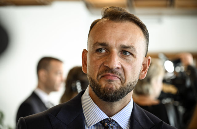 Opozícia má jalové reči a Taraba nevidí dôvod odvolávať ministra vnútra Eštoka