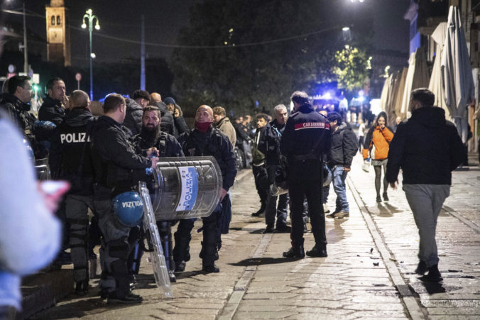 útok Miláno, futbaloví fanúšikovia
