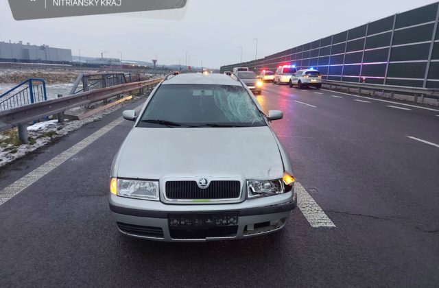 Tragické ráno v Nitre. Prechádzanie cez cestu mimo priechodu pre chodcov sa stalo osudným 56-ročnému mužovi (foto)
