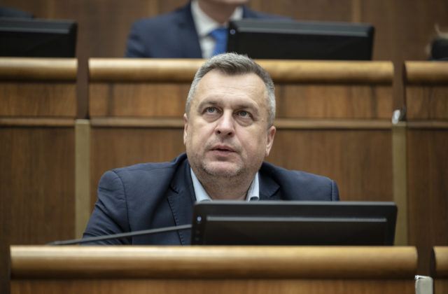Podľa Danka mala byť novela Trestného zákona dávno schválená, taktiež vyjadril dôveru a podporu ministerke Šimkovičovej (video)