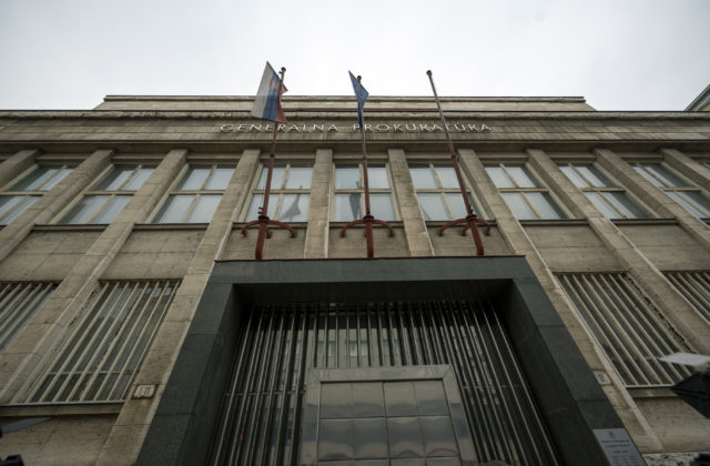 Prokurátor odložil podnety súvisiace s doplnením štatútu Slovenskej informačnej služby