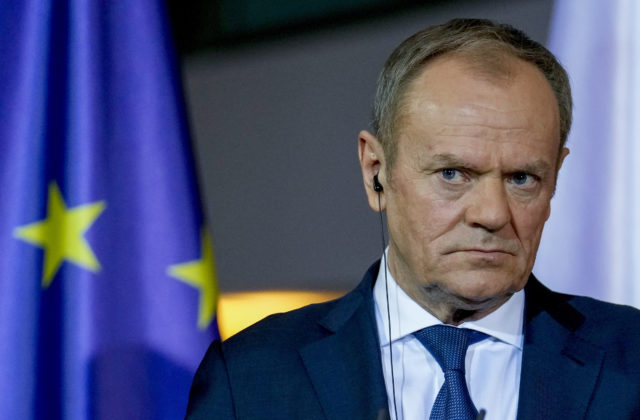 Poľsko zatklo deväť osôb z ruskej špionážnej skupiny pre sabotážne plány, správu potvrdil premiér Tusk