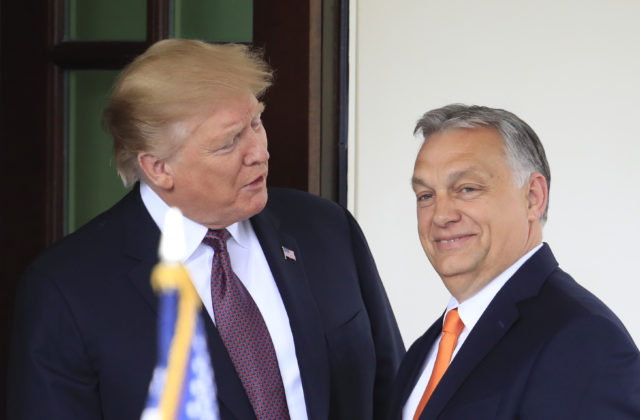 Orbán sa stretol s exprezidentom Trumpom, diskutovali aj o dôležitej otázke pevných a bezpečných hraníc (foto)