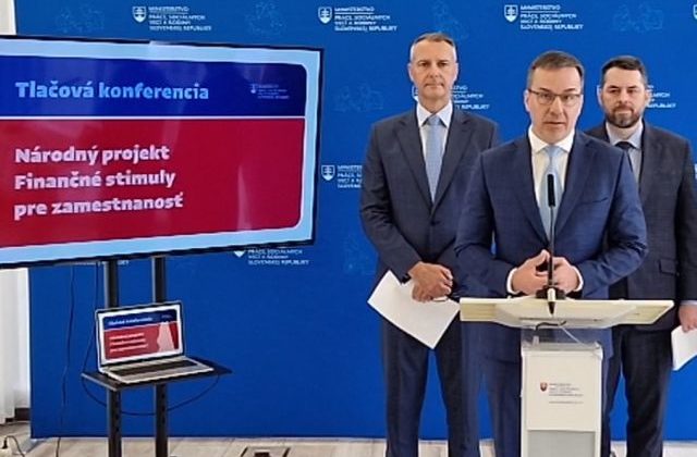 Minister Tomáš predstavil projekt na podporu zamestnanosti pre dlhodobo nezamestnaných za 317 miliónov eur (video)
