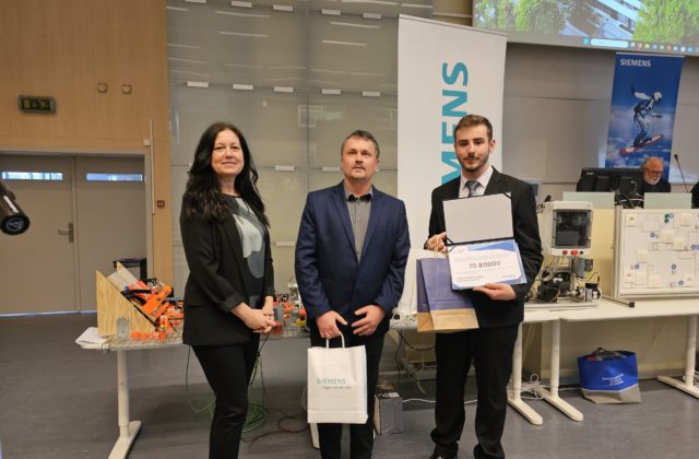 Cenu SYGA 2024 vyhrali stredoškolskí študenti s projektom simulácie technologického procesu finalizácie pneumatík