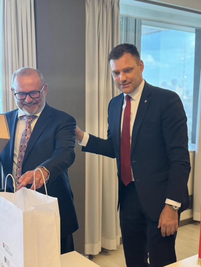 Tomáš Taraba, Csabo Lantos