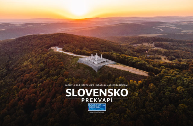 Štefánikov príbeh láka na turistické miesta tisícky ľudí zo Slovenska aj zo zahraničia
