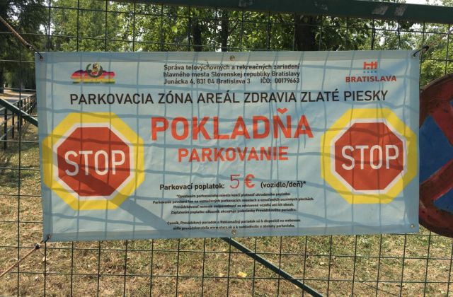 Zlaté piesky, parkovanie