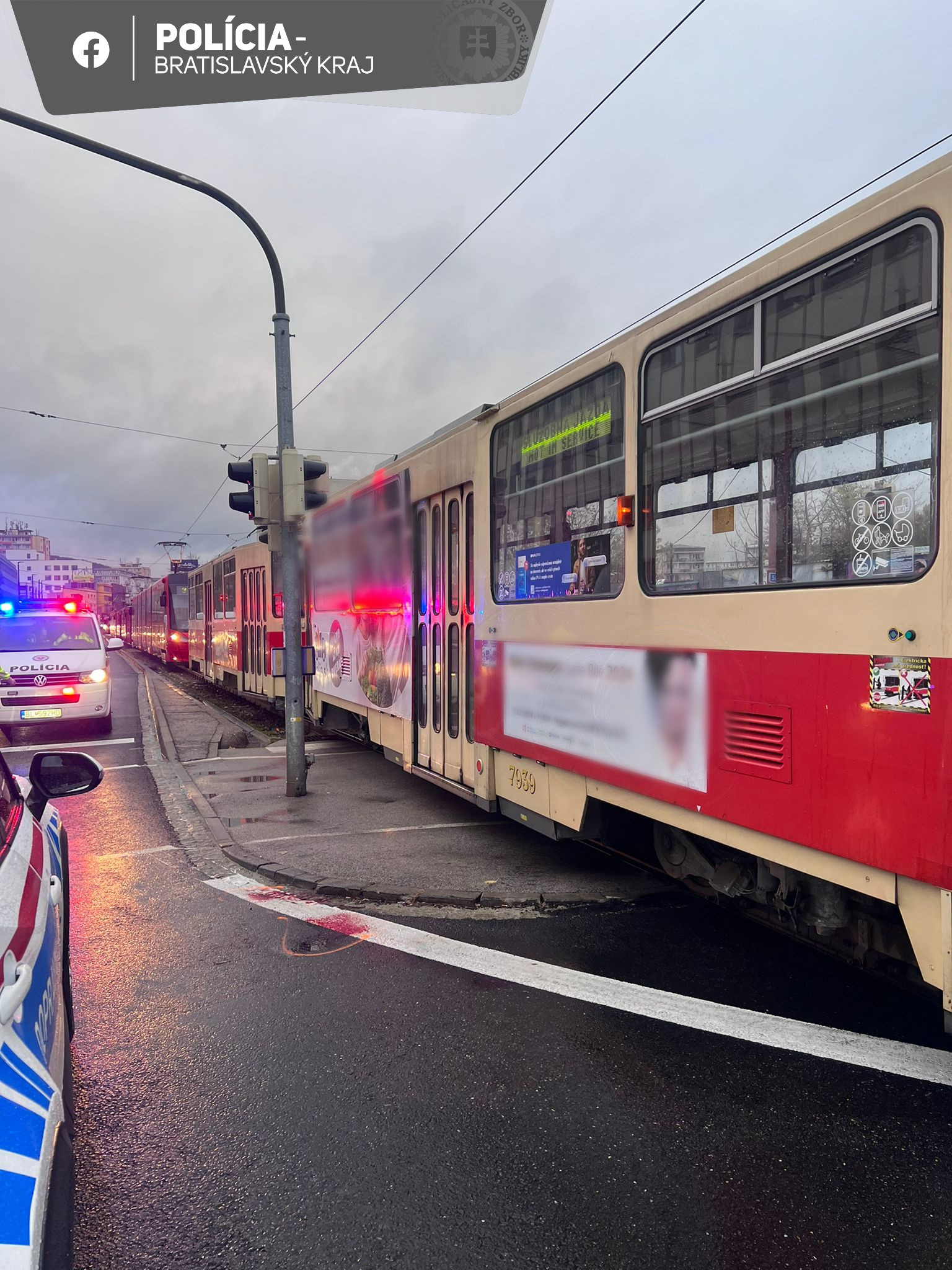Zrážka električky s dôchodkyňou v Bratislave