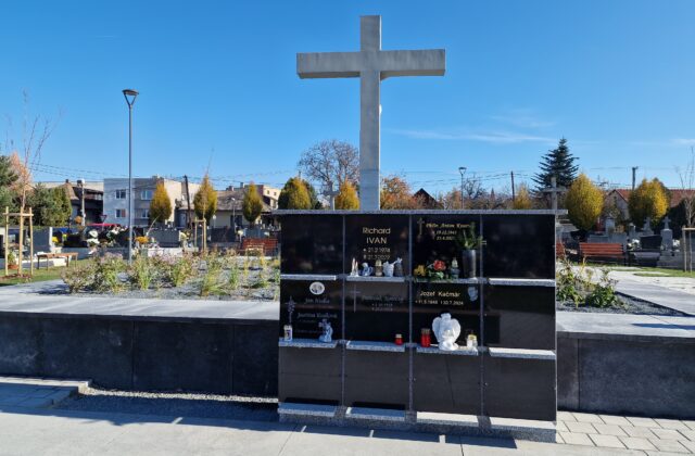 V Ľuboticiach dokončili ďalšiu etapu rekonštrukcie cintorína, pribudlo nové osvetlenie aj dlažba (foto)