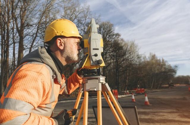 Hackerský útok ochromil najmä geodetov. Nemohli sme merať ani poskytovať svoje služby, hovoria