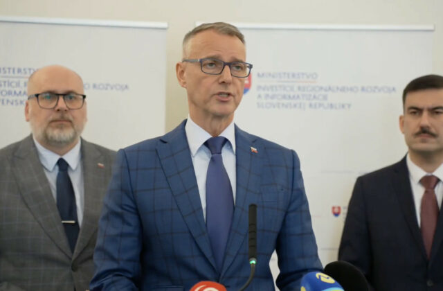 Tisíce nevyužitých budov a areálov dostanú druhú šancu. Rašiho ministerstvo začína s mapovaním brownfieldov – VIDEO