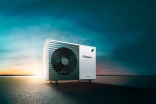 102571_1_the benchmark_vaillant_arotherm 676x507.jpg