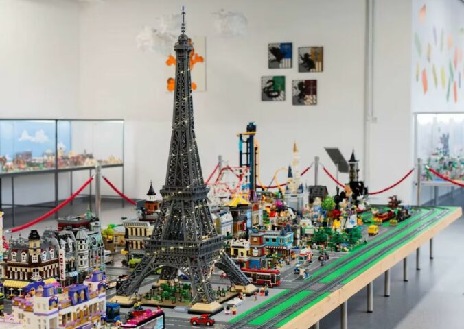 106518_avion lego 676x480.jpg