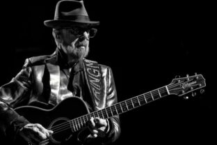 107044_dave stewart_summer tour 676x449.jpg