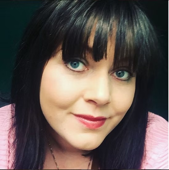 Chloe walsh.jpg