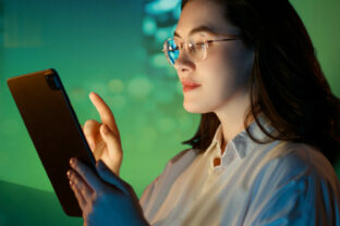 108397_schneider_electrification_upr 676x444.jpg