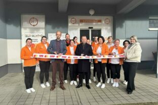 108764_slavnostne otvorenie 24_7 v novoti 676x507.jpg