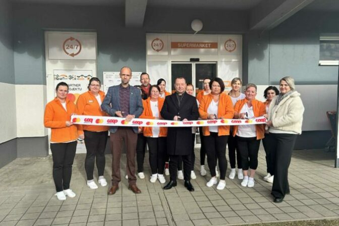 108764_slavnostne otvorenie 24_7 v novoti 676x507.jpg