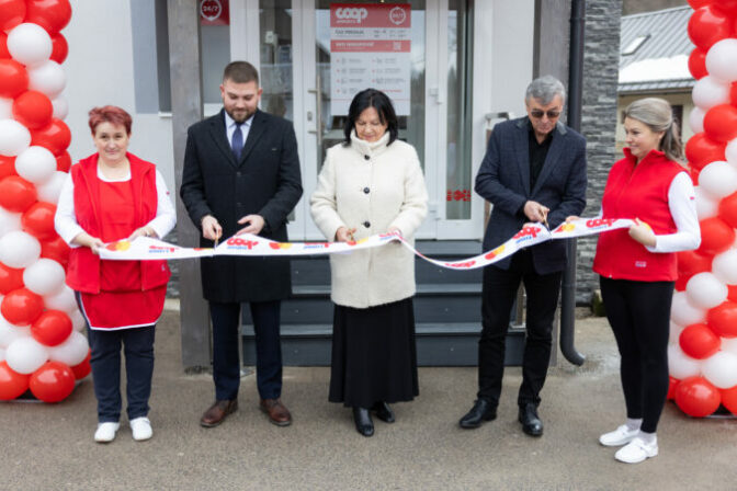 108979_20260202 otvorenie_coop_jednota_bystra_31 676x451.jpg