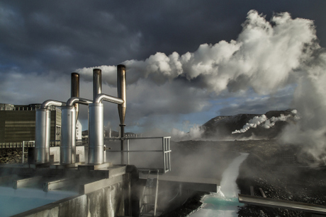 Geotermálna elektráreň na Islande - Foto: CIWEM/Louie Larry