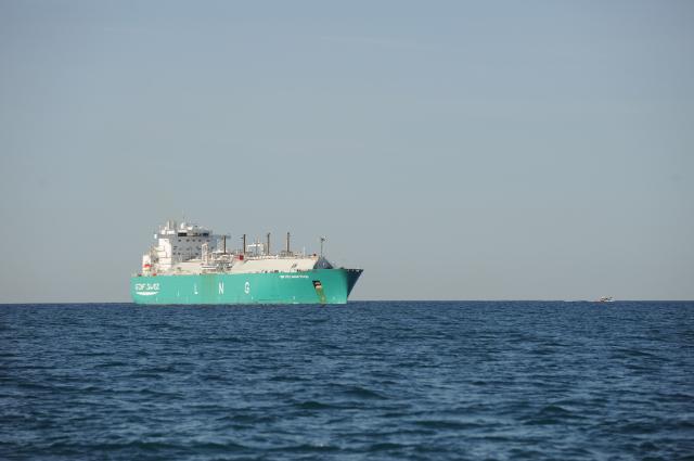 LNG tanker na mori - EK