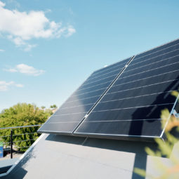 obnovitelné zdraoje zelená domácnostiam energia dotácie slnecné kolektory