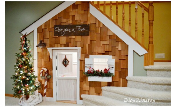 10 incredible kids under stair playhouse diy ideas and tutorial11.jpg