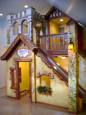 10 incredible kids under stair playhouse diy ideas11.jpg