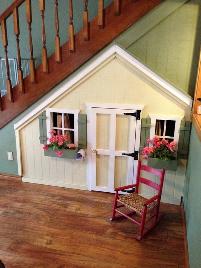 10 incredible kids under stair playhouse diy ideas4.jpg