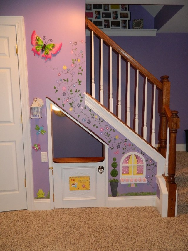 10 incredible kids under stair playhouse diy ideas51 e1443018481237.jpg