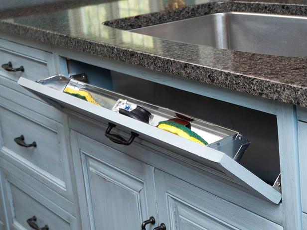 22 mullet cabinetry kitchen sink pull out.jpg
