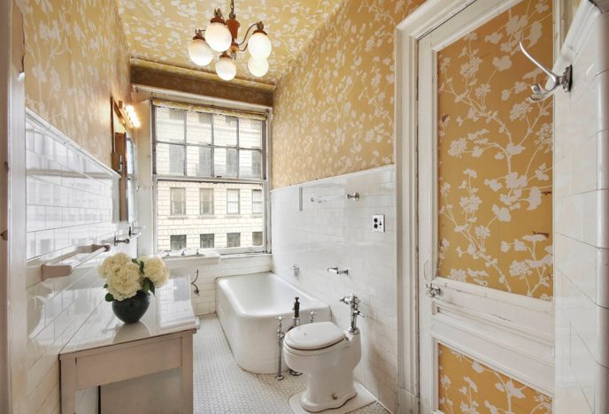 Traditional full bathroom with wallpaper and penny tile i_g isdovg59tjcbxu1000000000 zv4si.jpg